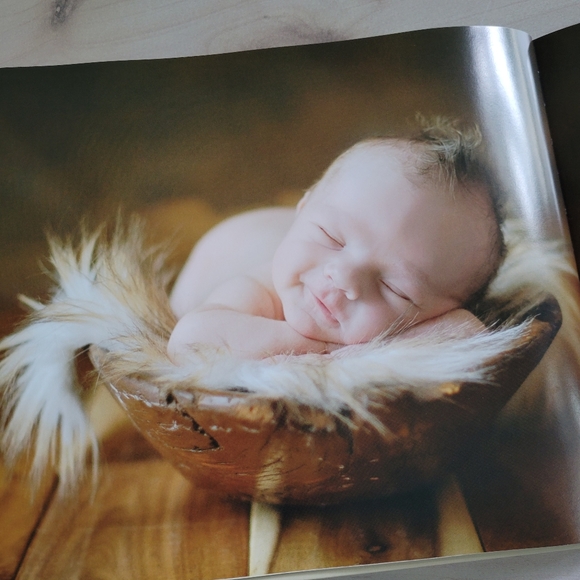 Newborn Photography Book - Sleeping Beauties - Newborns in Dreamland - Picture 7 of 11